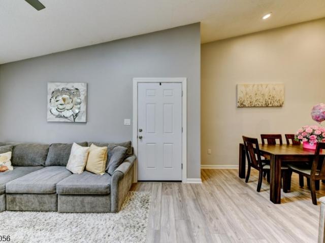 Condo for sale in Liberty Corner, New Jersey