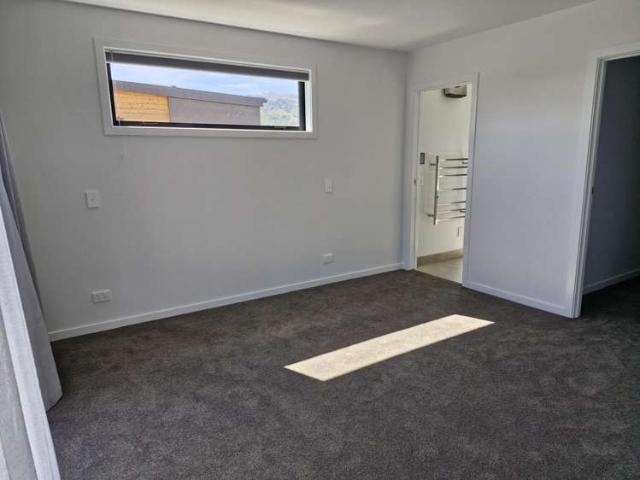House for rent in Otakou