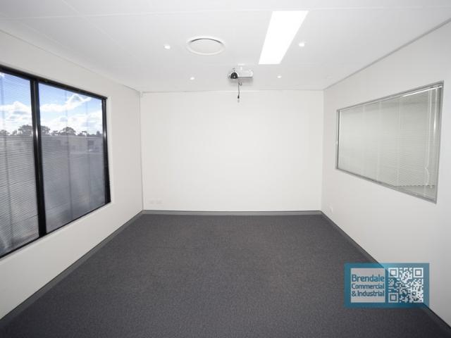 Office for rent in Toombul, Queensland