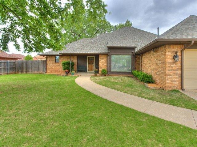 House for sale in Yukon, Oklahoma
