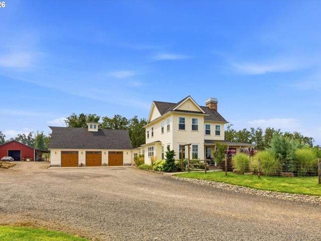 House for sale in Oregonia