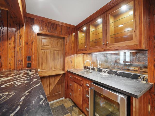 House for sale in Thompsons, Texas