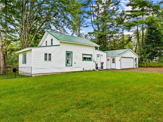 House for sale in Oneida, New York