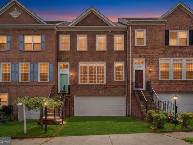 Townhouse for sale in Virginia