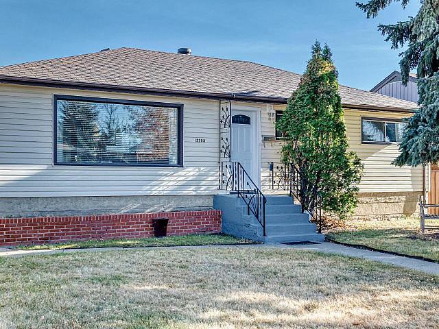 House for sale in Wedgewood, Alberta