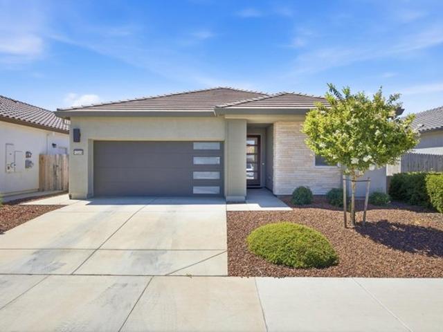 House for sale in Mather, California