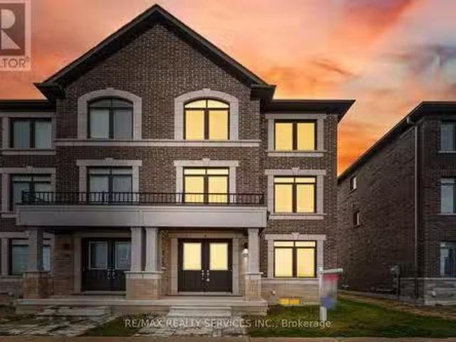 Condo for sale in Caledon, Ontario
