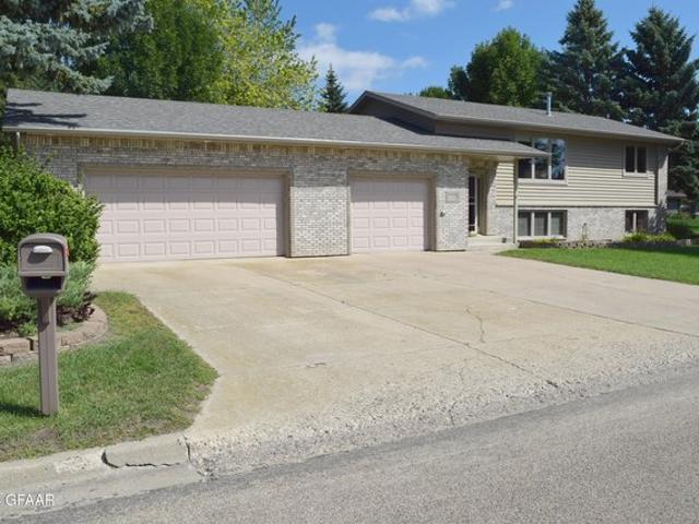 House for sale in Devils Lake, North Dakota