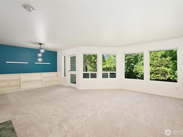 Condo for sale in Edmonds, Washington