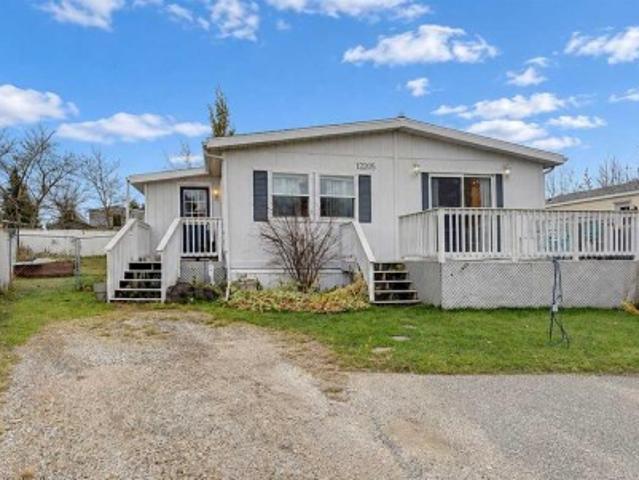 House for sale in Crystal Ridge, Grande Prairie