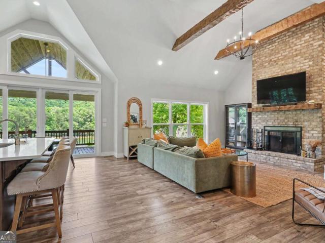 House for sale in Hiawassee, Georgia