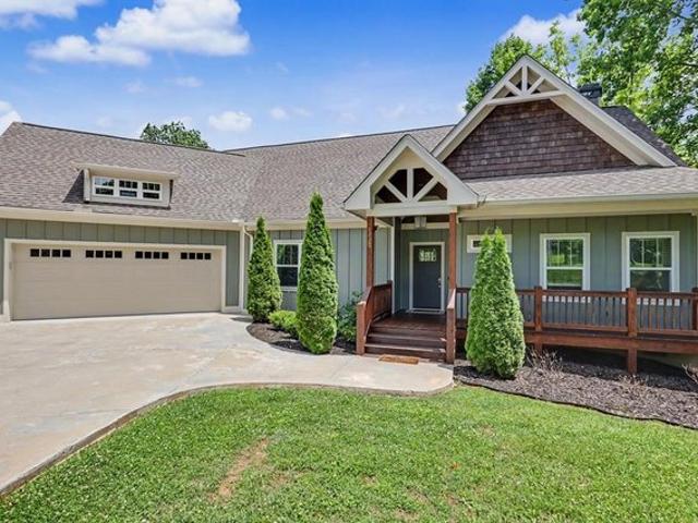 House for sale in Hiawassee, Georgia