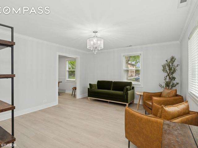 House for sale in Arlington Heights