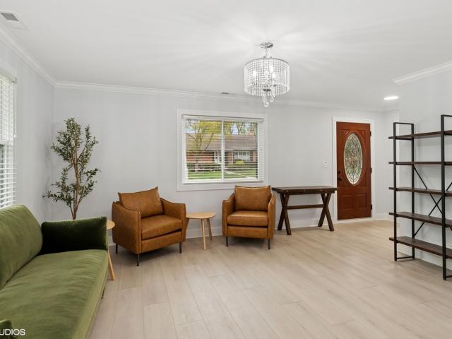 House for sale in Arlington Heights
