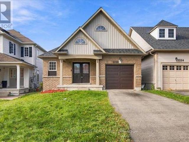 House for sale in Pinecrest, Oshawa