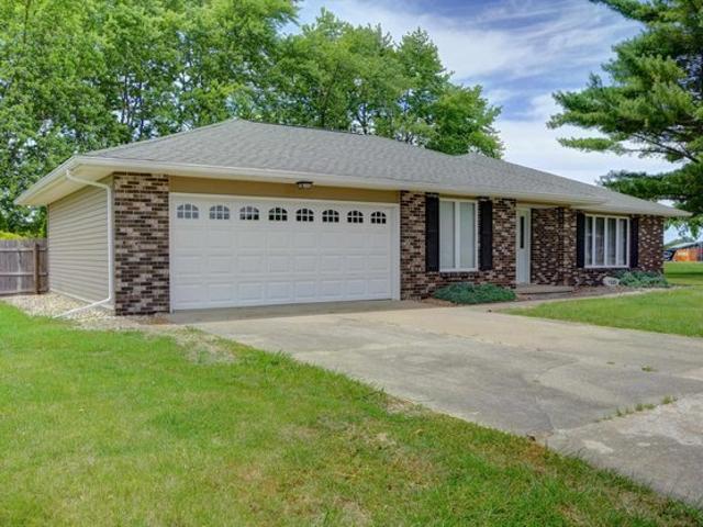 House for sale in Macomb, Illinois