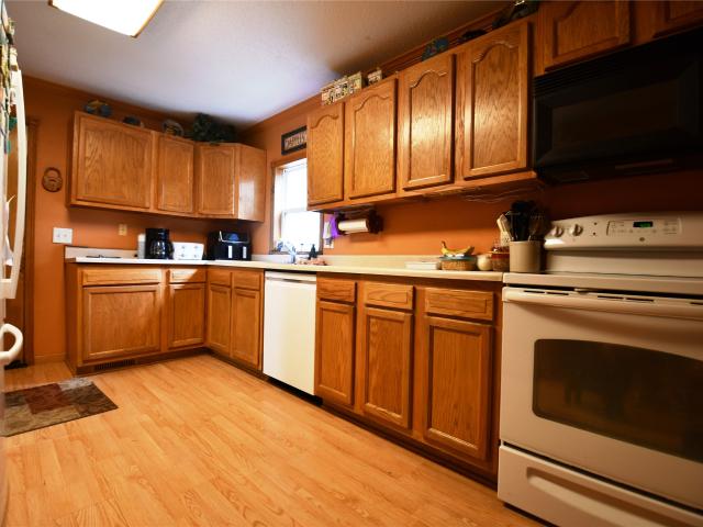 House for sale in Pella, Marion County