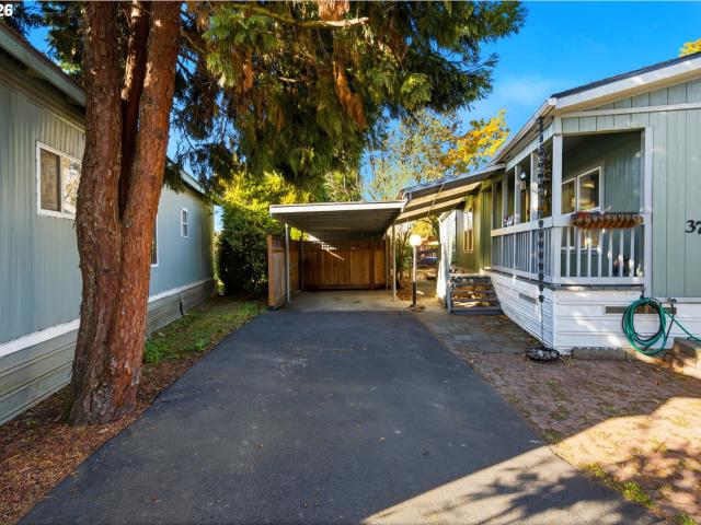 House for sale in Independence, Polk County