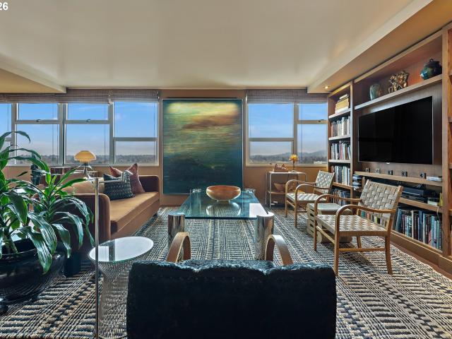 Condo for sale in Oregonia