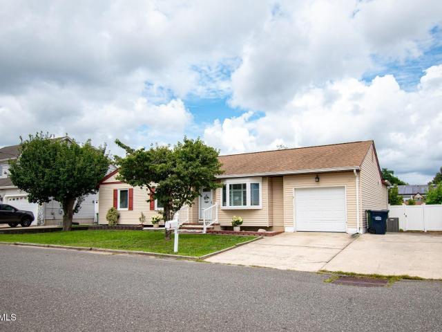 House for sale in Beachwood, New Jersey