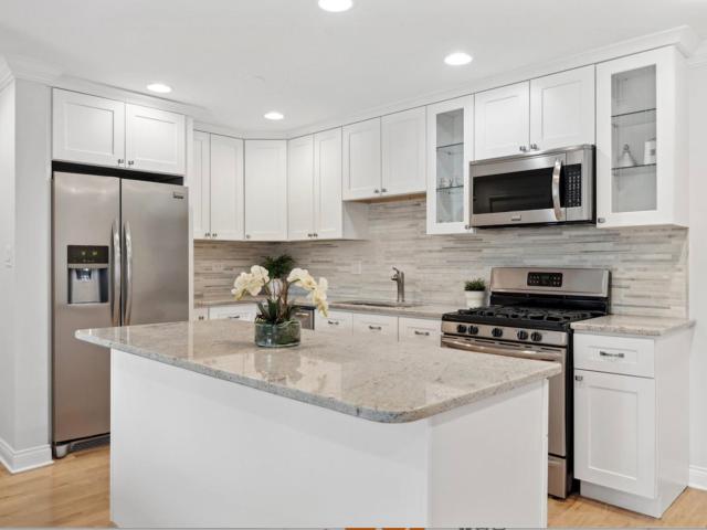 Condo for sale in Highland Park, Illinois