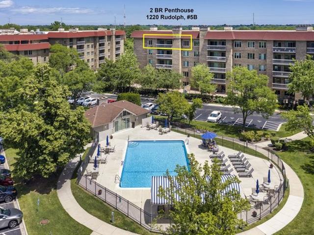 Condo for sale in Northbrook, Illinois