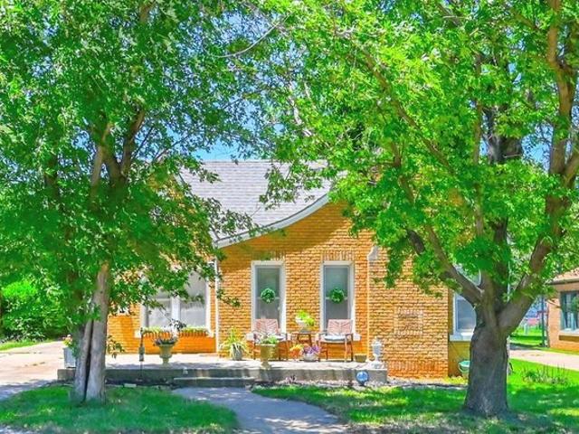 House for sale in Chickasha, Oklahoma