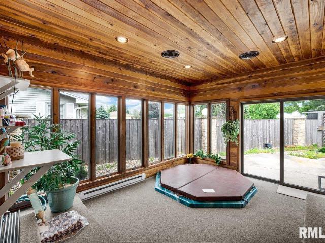 House for sale in Morton, Illinois