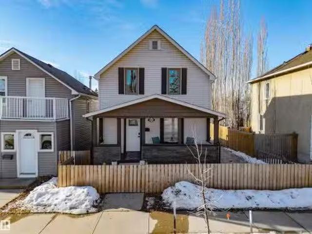 House for sale in Wedgewood, Alberta