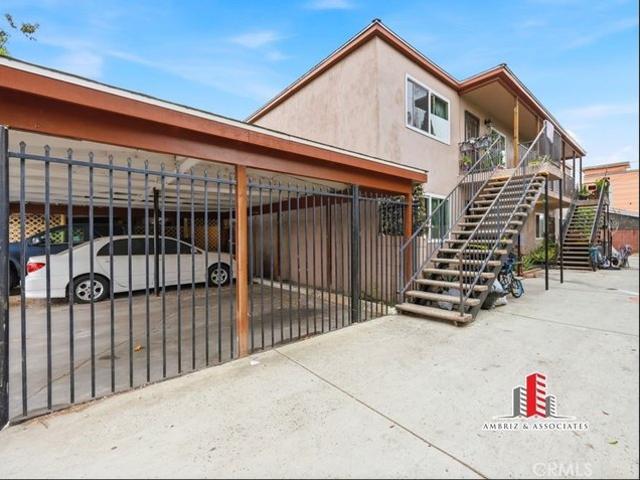 House for sale in Hawaiian Gardens, California