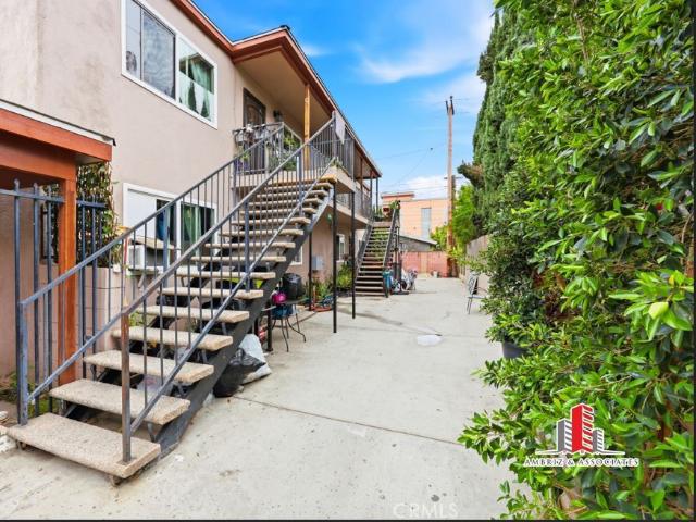 House for sale in Hawaiian Gardens, California
