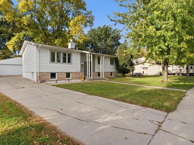 House for sale in Willmar, Kandiyohi County