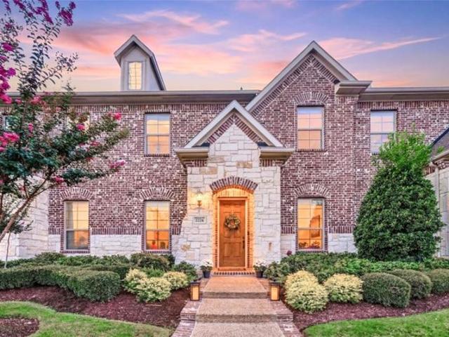 Townhouse for sale in Arlington, Texas