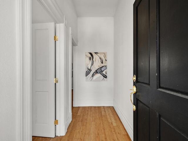 House for sale in 7th Street Historic District, Oakland