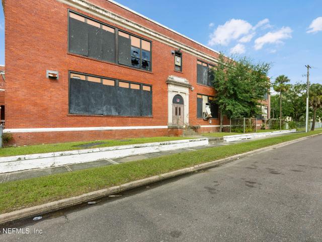 House for sale in Jacksonville, Florida