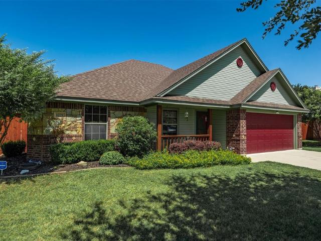 House for sale in Azle, Texas