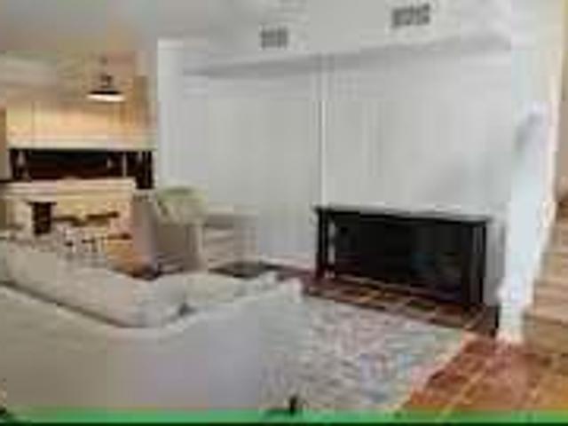 Condo for rent in Brunswick