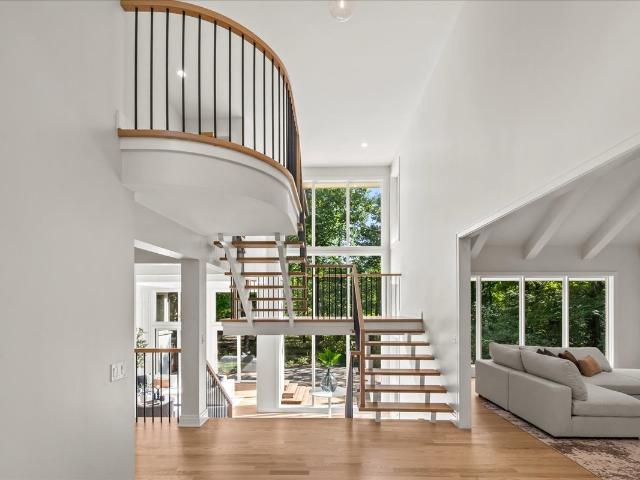 House for sale in Lake Forest, Lake County