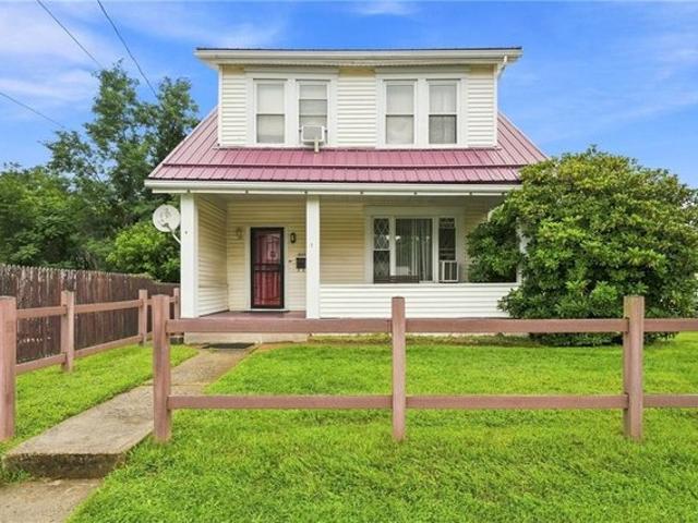 House for sale in New Kensington, Pennsylvania