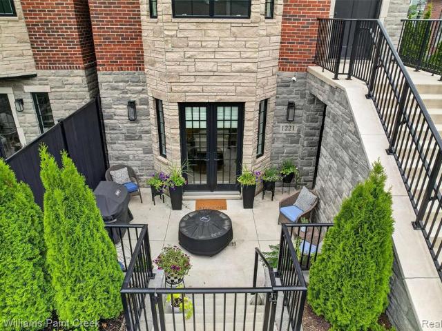 Condo for sale in Rochester, Oakland County