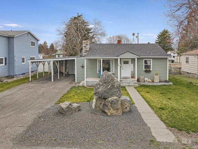House for sale in Gooding, Idaho