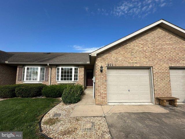 Townhouse for sale in Chambersburg, Franklin County