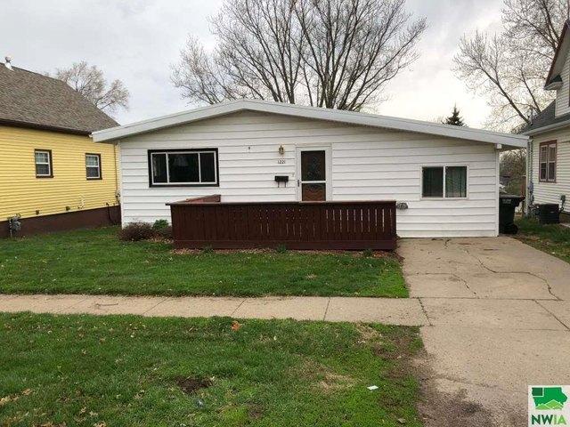 House for sale in Woodbury, Iowa
