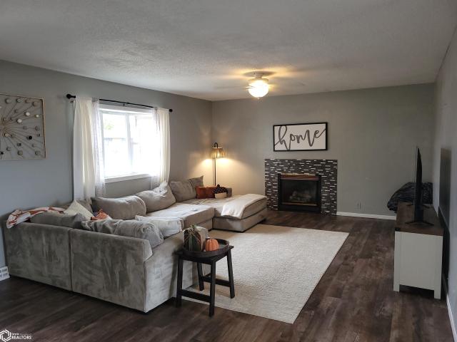 House for sale in Clarion, Iowa