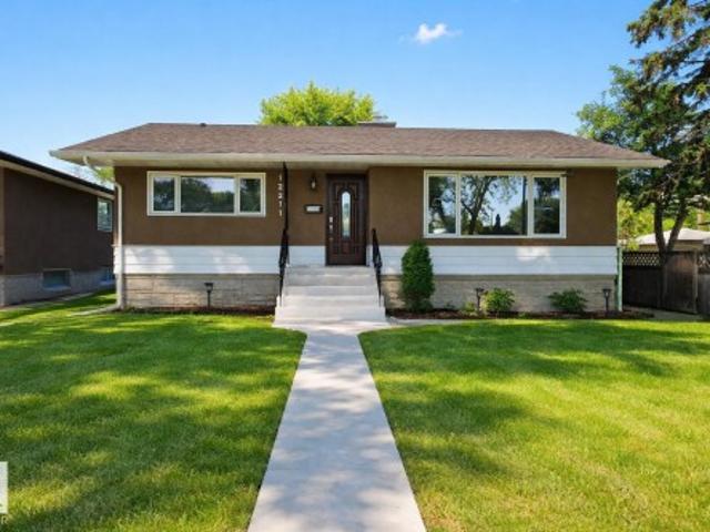 House for sale in Wedgewood, Alberta