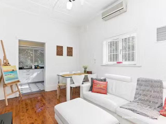 Apartment for rent in Stanmore