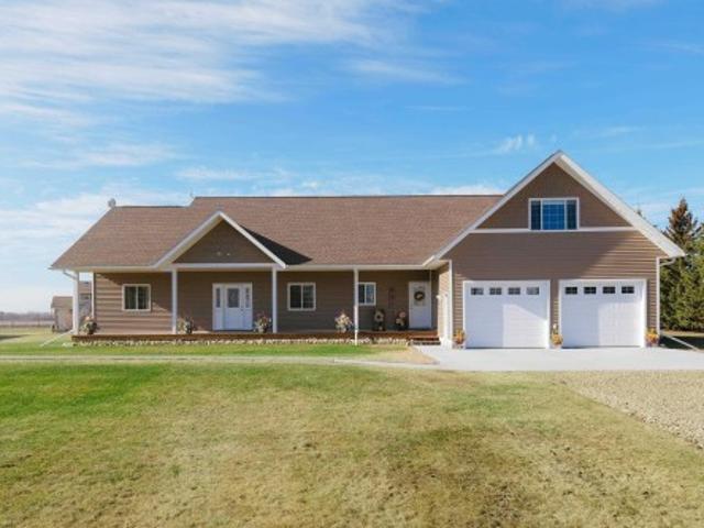 House for sale in Alberta