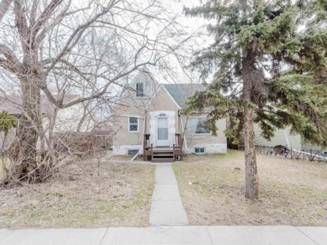 House for sale in Wedgewood, Alberta