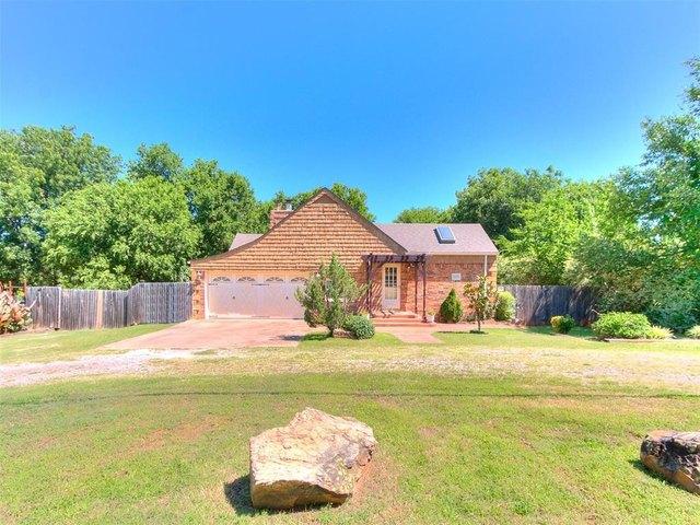 House for sale in Choctaw, Oklahoma