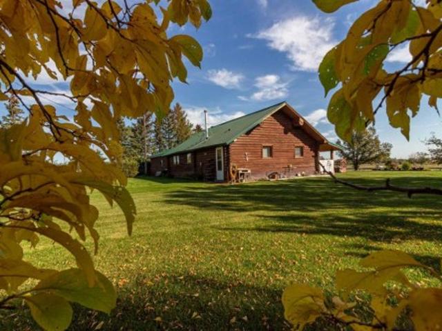 House for sale in Medicine Hat, Cypress County